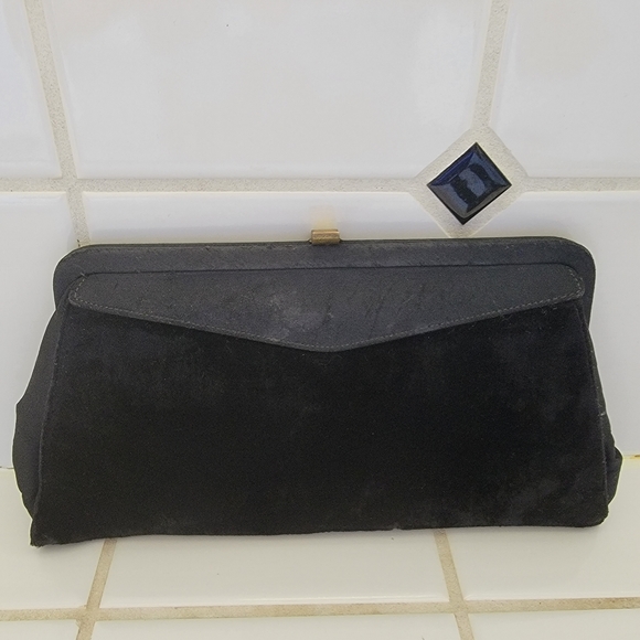2 Vintage Clutch Bags - Picture 6 of 10